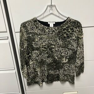 Laura Ashley Black Floral Pattern Top Medium Shell 100% Nylon Lining 100% Nylon